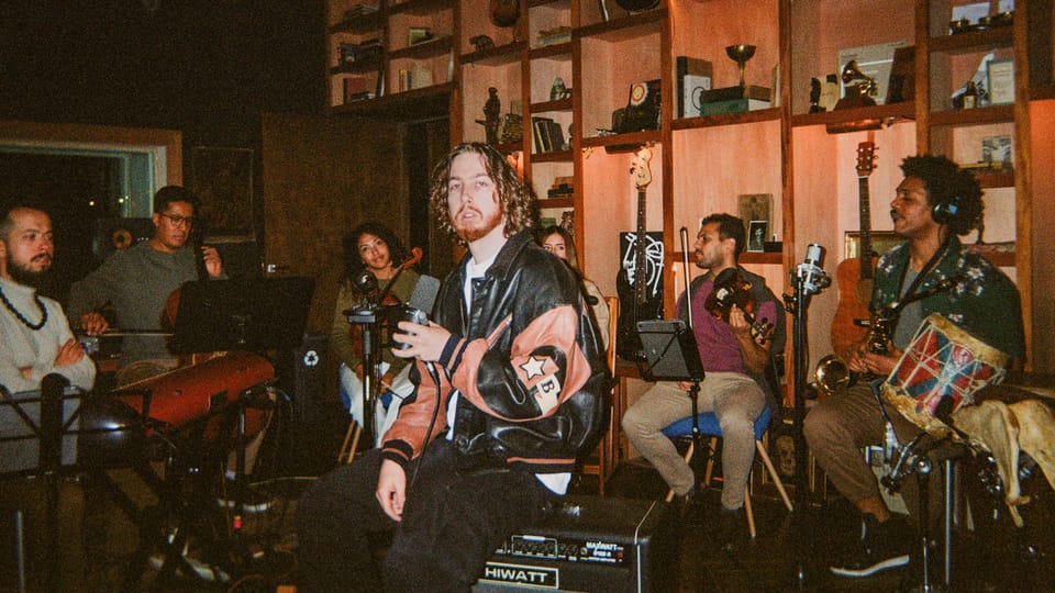 Analog Man - ft String Quartet Live from Mexico City